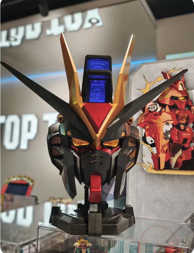 BN HEAD Collection Strike Freedom Gundam Helmet Black Ver. With Light New Stock