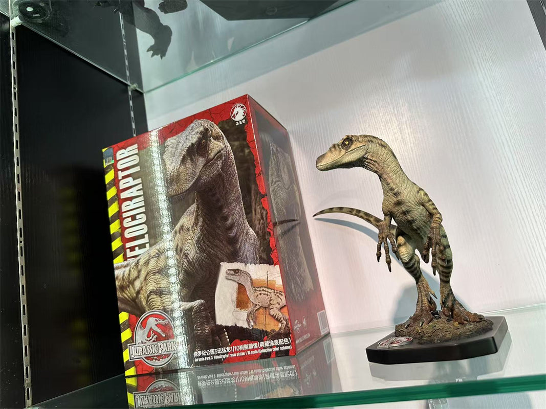 W-Dragon Velociraptor White Queen 1/10th Jurassic World Dinosaur Statue Model GK