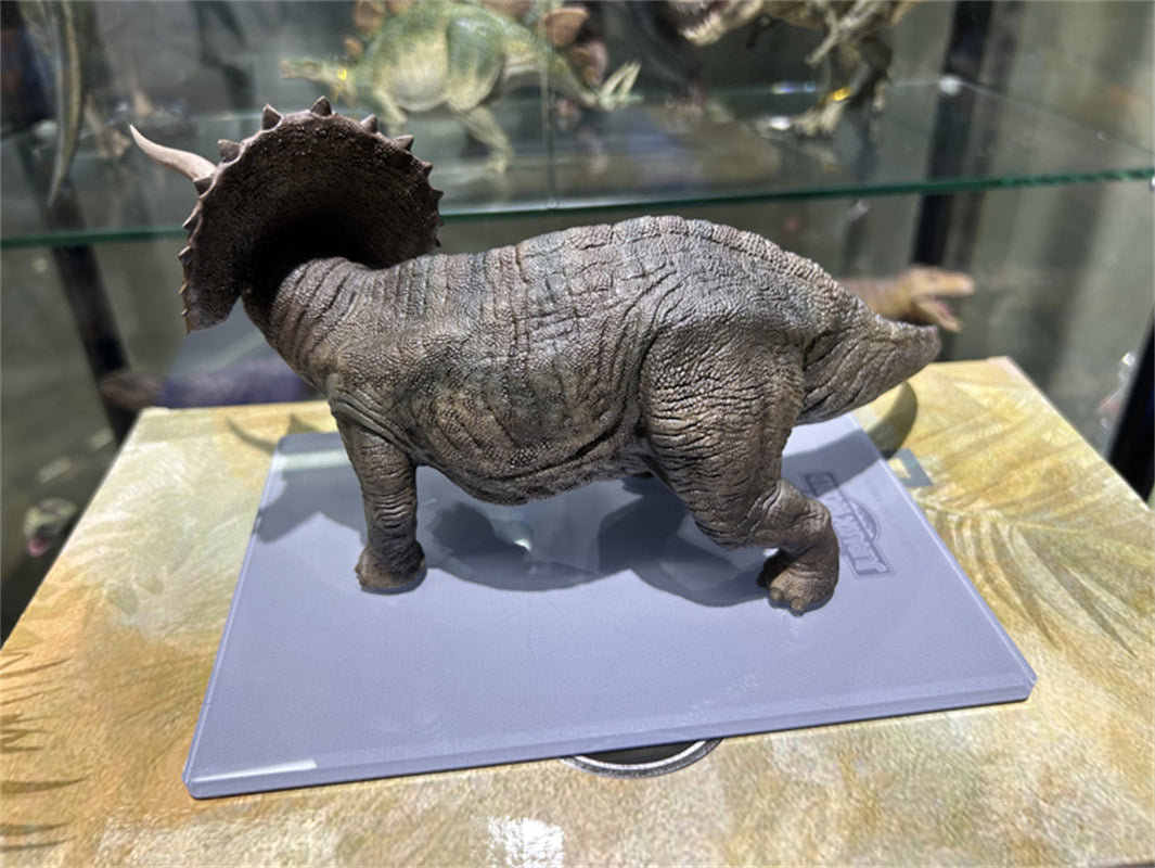 DINO DREAM Triceratops 1/30th Jurassic World Dinosaur Limited Statue Model GK