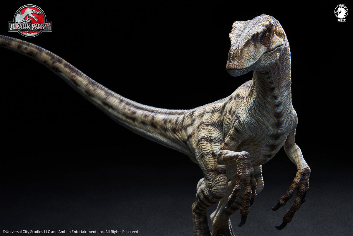 W-Dragon Velociraptor White Queen 1/10th Jurassic World Dinosaur Statue Model GK