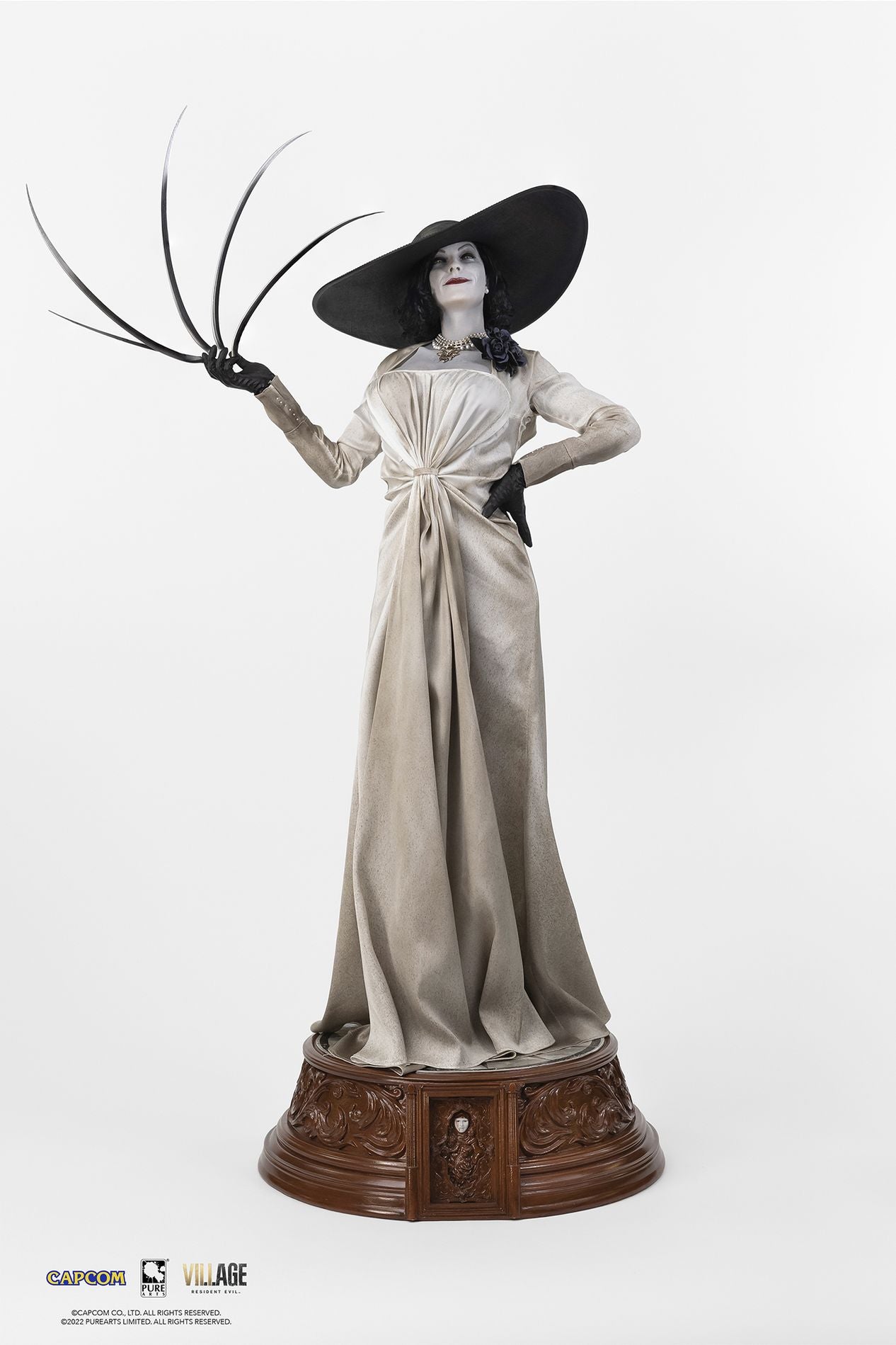 PureArts Resident Evil 8 Lady Dimitrescu 1/4 Scale Limited Statue Painted Model