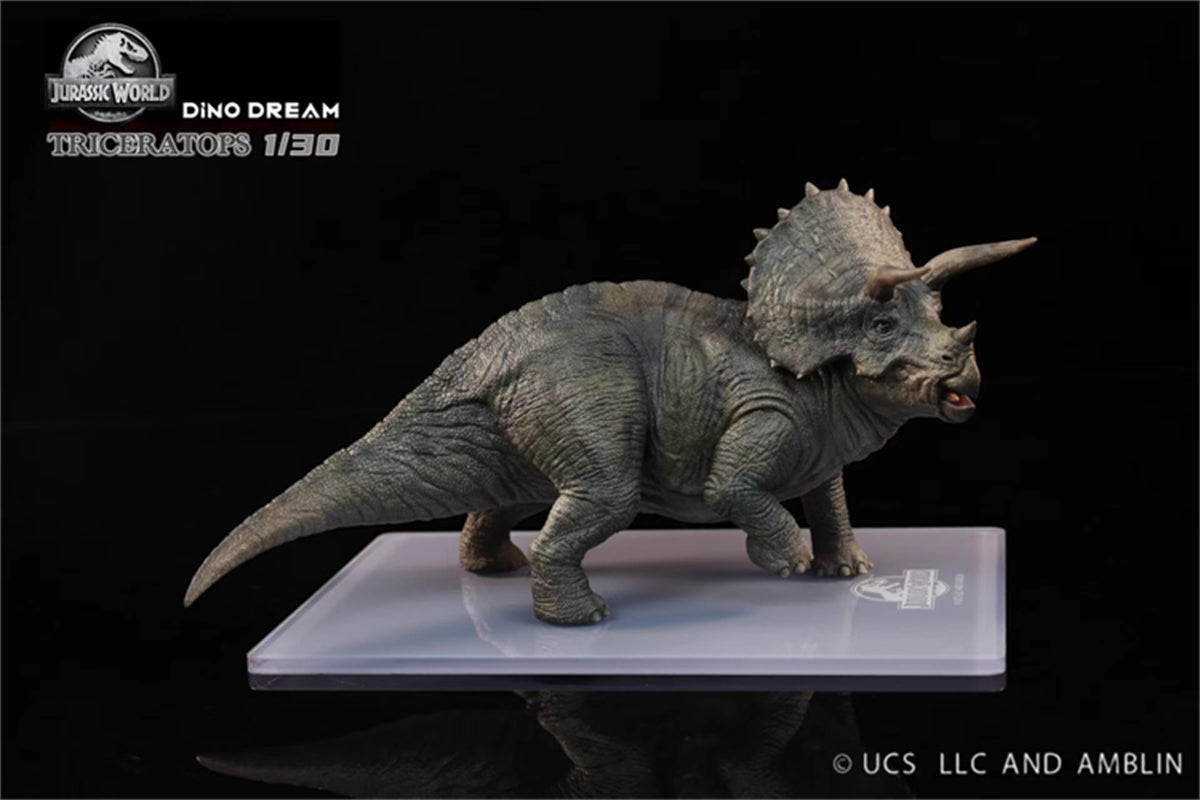 DINO DREAM Triceratops 1/30th Jurassic World Dinosaur Limited Statue Model GK
