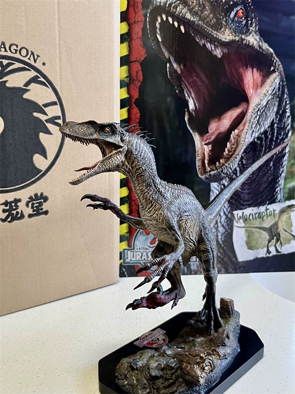 W-Dragon Velociraptor Blood Knight 1/10 Jurassic World Dinosaur Statue Model GK