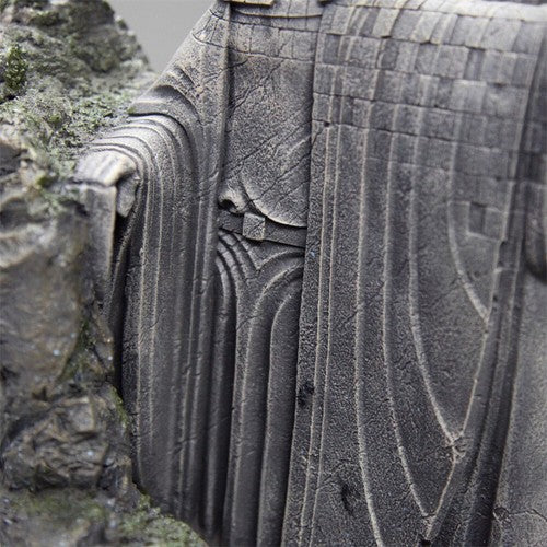 The Lord of the Rings The Argonath Gates of Gondor Movie Scene Statue New Stock