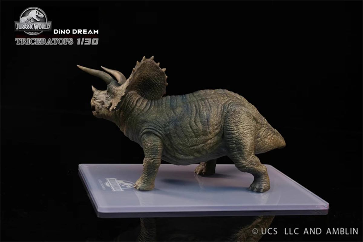 DINO DREAM Triceratops 1/30th Jurassic World Dinosaur Limited Statue Model GK