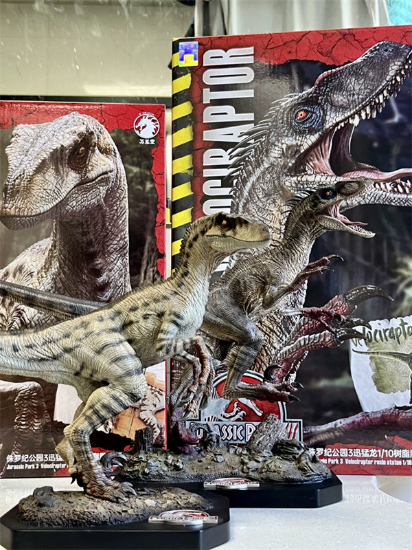 W-Dragon Velociraptor Blood Knight 1/10 Jurassic World Dinosaur Statue Model GK