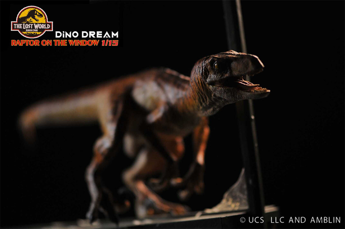 DINO DREAM Raptor On The Window 1/15th Jurassic World Dinosaur Statue Model GK