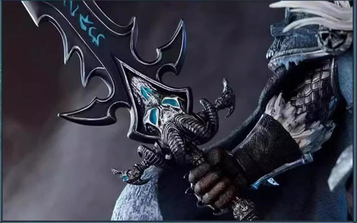 World of Warcraft Lich King 1/10 Scale Limited Statue Painted Model New Stock